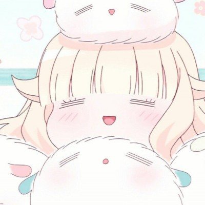 美军一加油机伤痕累累